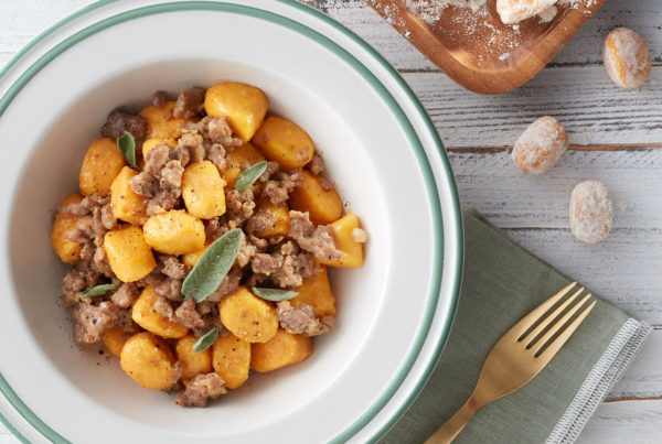 Ricetta gnocchi con ragu di salsiccia fiorani